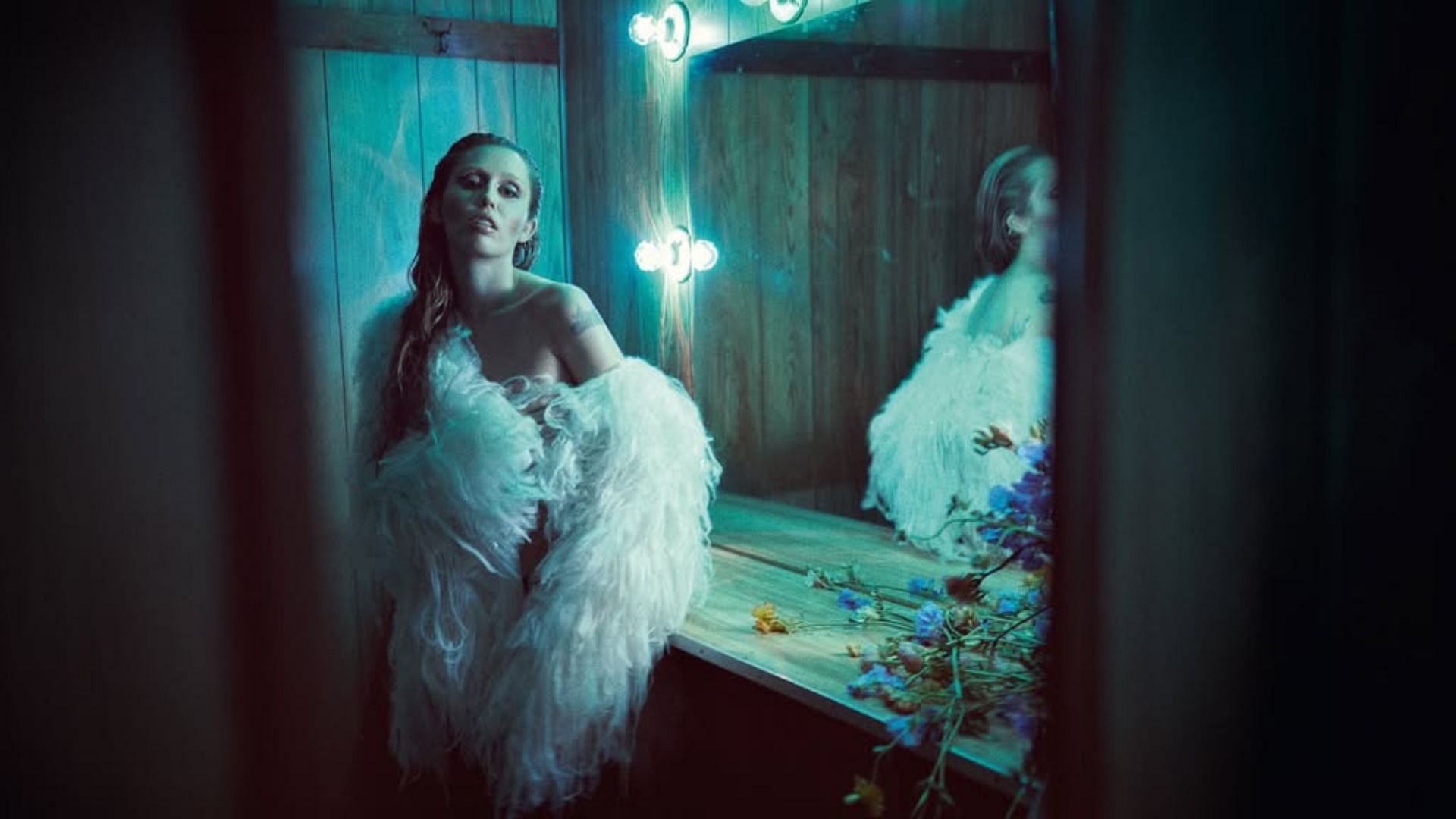 MIley Cyrus releases a new visual album film (Image via Instagram/@mileycyrus)
